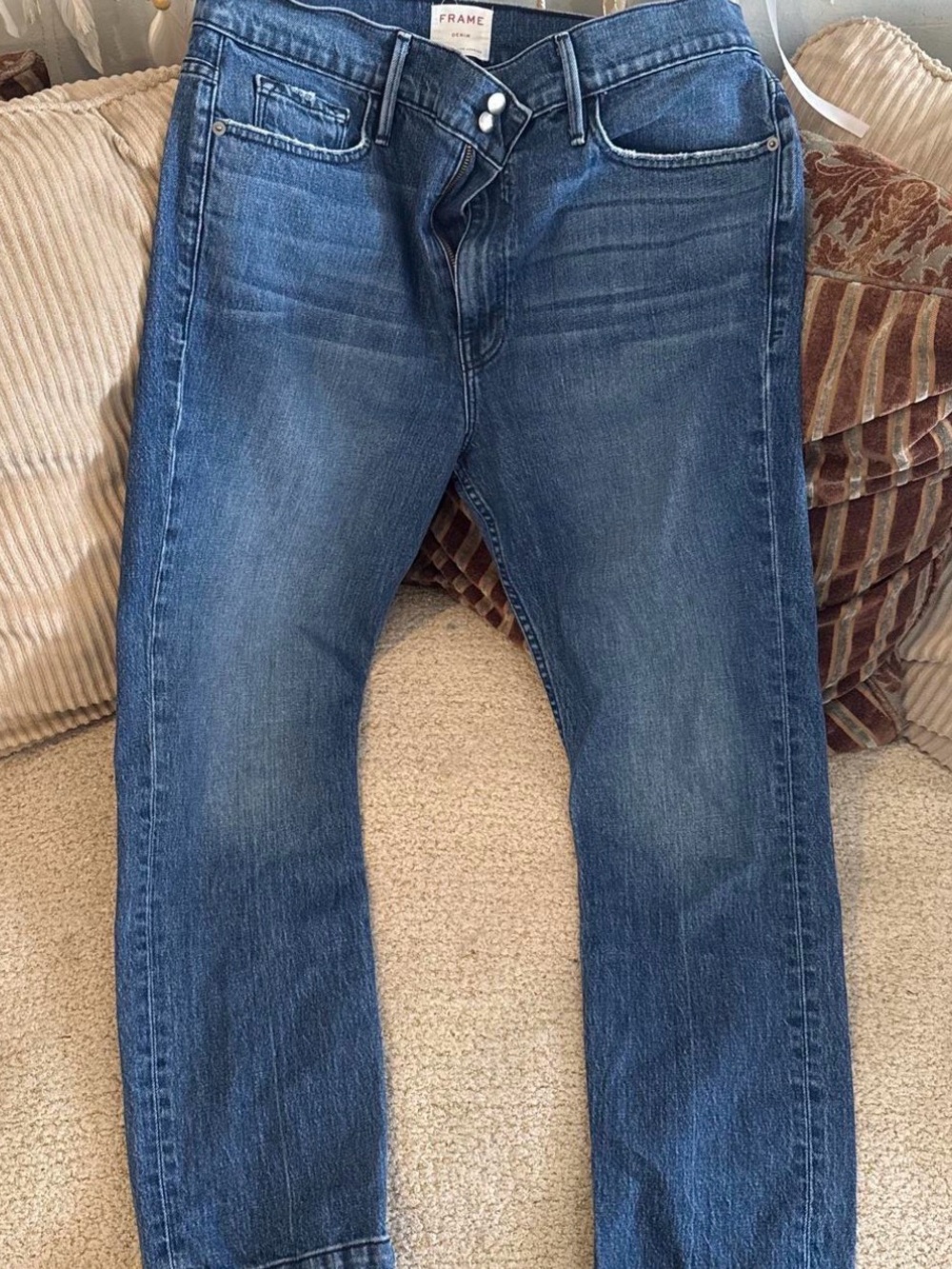 Frame Denim Women’s Straight Jeans in Dark Blue